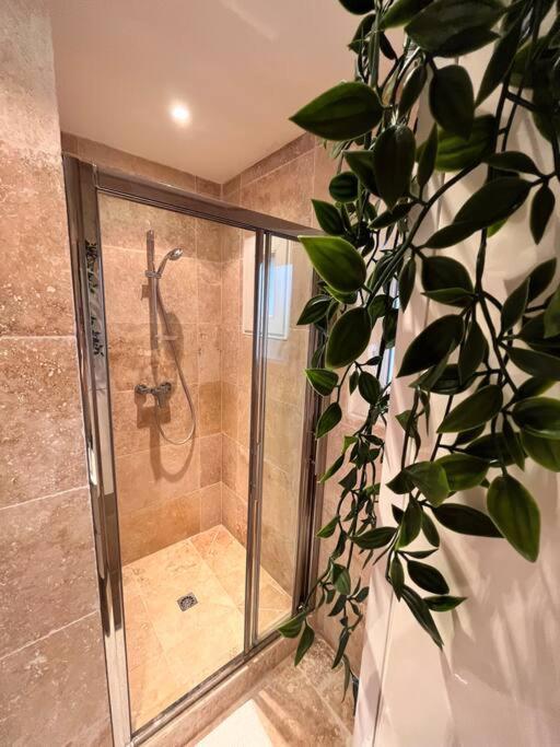 Grand Appartement 3 Chambres A 300M De La Plage Sainte-Maxime Luaran gambar
